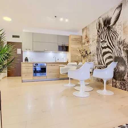 شقة Blue Mare Polanki Park Tropical E208 كولوبرزيغ