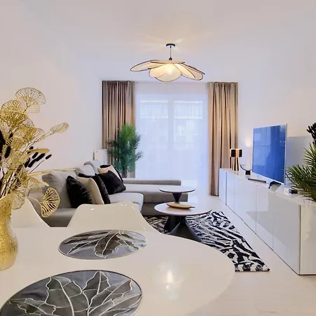 Blue Mare Polanki Park Tropical E208 كولوبرزيغ