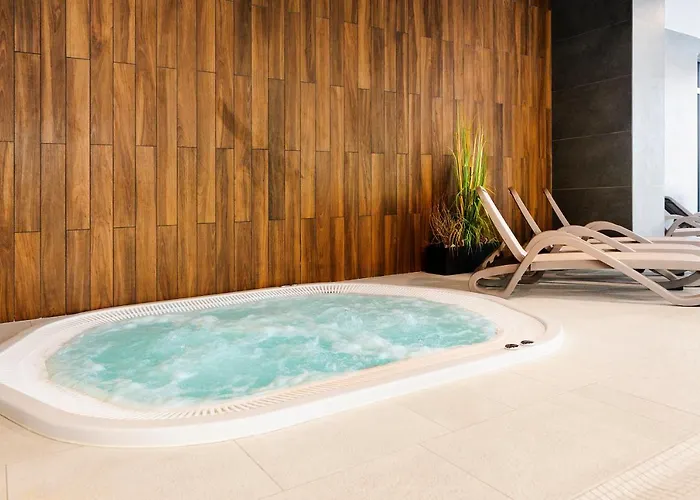 Blue Mare Polanki Park Tropical E208 Apartment *